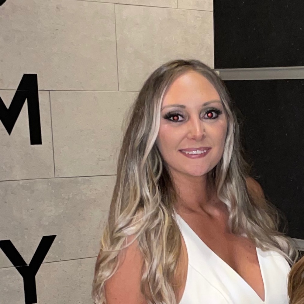 Meet your Posher, Candace